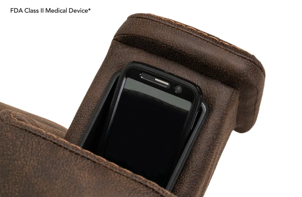 PLR3955-Radiance-Canyon-Walnut-M-Phone-CloseUp-1536x1003.webp
